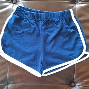 Uratot sports shorts size small